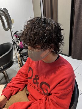 アイズ 海老名(AIZU) 波巻ツイストスパイラルパーマ波巻きスパイラルパーマメンズ