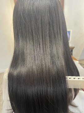 マリアバイアフロート(Maria by AFLOAT) 【艶々/グレージュ/髪質改善カラー/アルティスト】