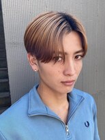 バイフィフス 原宿/表参道(by fifth)&nbsp;毛流れセンターパート無造作パーマツーブロック刈り上げ