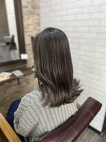 ハサミバイアトリエナガノ 千葉(8sami by atelier nagano)&nbsp;ショートボブ/センターパート/ツヤ髪/グラデーション/イヤリング