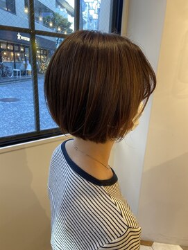 ムーン ティコブラーエ(moon tico brae) セミディ/ショートヘア/シアカラー/ダークカラー/姫カット