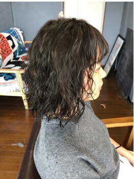 リトルバード(3 Little Birds)の写真/デザインに合わせた小顔カット×ふんわりカール☆自分らしさがパーマに映える◎日常が輝くキッカケを♪