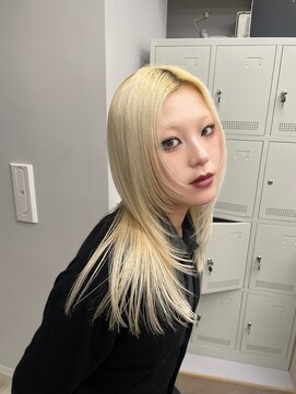 ヴァーディ オモテサンドウ(Vardy omotesando) blonde/レイヤー ブロンド 金髪