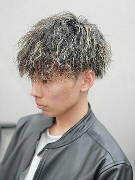 スラッシュ(SLASH) メンズパーマ/ハイライトメッシュ/ツイストスパイラル/姫路