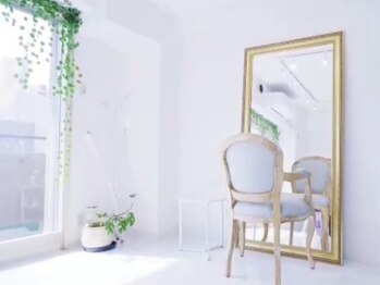 ココベロビビ(coco BELO vivi)の写真/1席のみのマンツーマンサロン★人目を気にせず髪のお悩み相談◎丁寧にカウンセリング♪