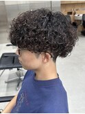 天神波巻きプードルパーマハードスパイラルマッシュメンズ強め