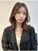 レイヤーカット　外ハネくびれ　顔まわりカット