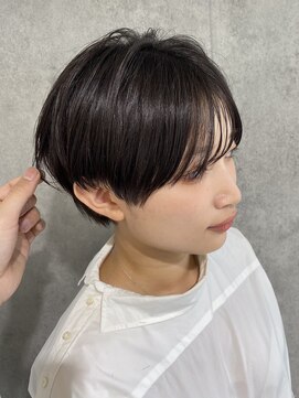 エアー 青山(AIR) センターパートハンサムショートコンパクトショートくびれ