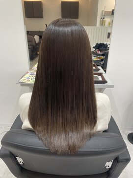 リラ(Rira) サラサラロング