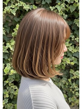 ヘアーデザイン ピニック(hair design P2C) 光に透ける、やわらかベージュ