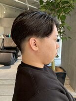 キリ 逗子(kiri)&nbsp;逗子葉山メンズカットツーブロックフェードカットカルマヘアM85