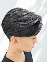 エクラート メン 仙台(ECLART men.)&nbsp;フェザーウェーブ×センターパート｜毛流れが綺麗なメンズヘア