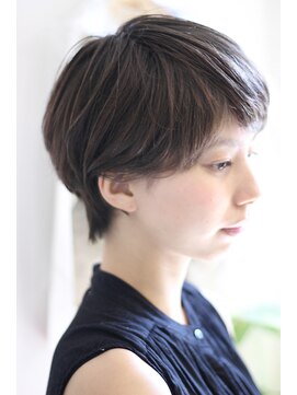 アオゾラヘアーカミノウラ(AOZORA HAIR kaminoura) 耳かけマッシュショート