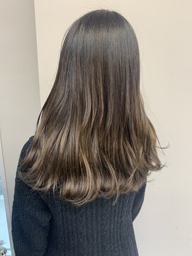 ヘアーアンドビューティーザ エフ(Hair Beauty the F) ブリーチなし/グラデーション/グレージュ/ミルクティーベージュ