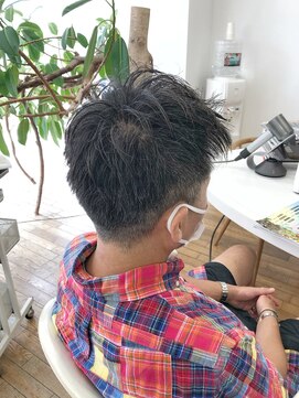 ヘッズ 本八幡店(HEADS) MEN'S HAIR  センターパート　ツイストスパイラル　コンマヘア