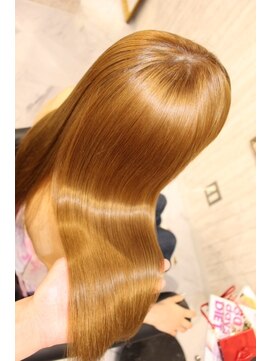 エデン トリートメントサロン 難波店(EDEN) ケアブリーチ/ケアプロ使用/ミルクティーベージュ/ハイトーン