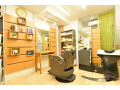 R Hair salon