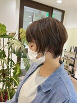 ユーリ(juli)&nbsp;アッシュベージュショート