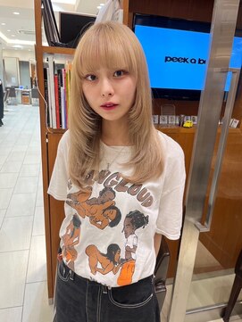 ピークアブー アヴェダ アトレ恵比寿(PEEK-A-BOO AVEDA) ハイトーンロングレイヤー顔まわりレイヤーブロンドベージュ