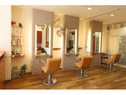 ヘアーアンドフェイス あかしや美容室(HAIR＆FACE)の写真