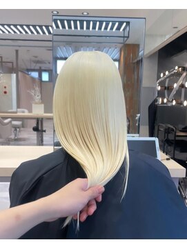 モニカ 原宿店(MONIQA) ブロンドカラー