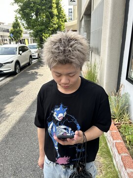 チャプター 問屋町(chapter) スパイキーショートミルクティーベージュ眉毛カット