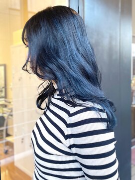シオ ヘアー デザイン(Sio. hair design) 透明感ある暗髪 ブルーブラック
