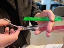 自宅での再現性が高く・スタイルのもちが良いカットが高評価なサロン