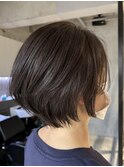 大人美人ショートボブ毛流れショートカーキグレージュ
