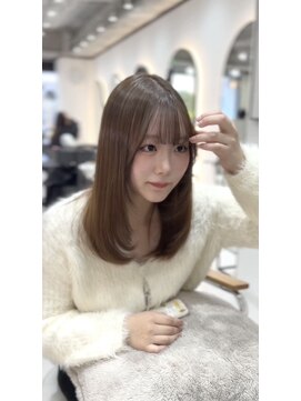 ジーナ 博多筑紫口(Zina) 【輝士】レイヤーカット×艶髪ベージュ系カラー