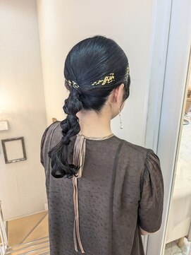 ブライト(bright) タイトヘア/編みおろし/セミロング