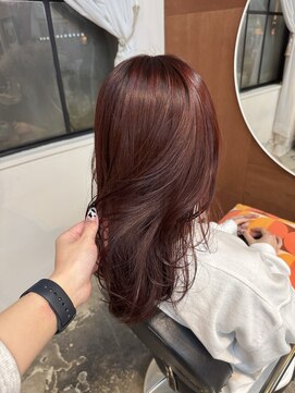 チャプター 問屋町(chapter) ブリーチなしボルドーワインレッドカラー顔まわりレイヤーカット