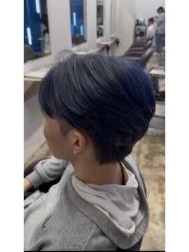 アンサー 千葉中央(UNSER prod by THE DAY) 【MEN’S HAIR/サーフカール/刈り上げセンターパート/千葉】