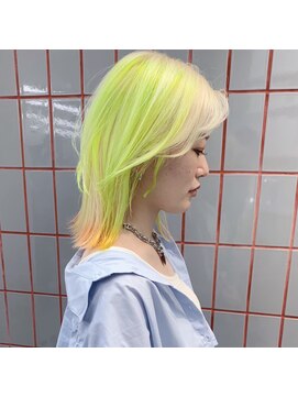 ペレ 原宿(PELE) ダブルカラー/ケアブリーチ/羽エクステ/原宿