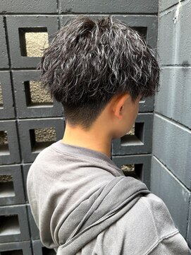 シェール(CHER) ツイストスパイラル/シャドウパーマ/刈り上げ/MENS/三重/四日市