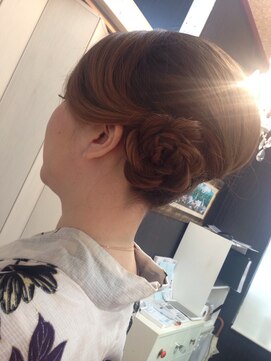 ダイヤモンドチェリーヘアアンドメイク ヘアセット