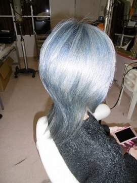 デザインヘアーピアジェ 八木店(DESIGN HAIR PIAGET) ☆☆☆透明度KIRARAブルーアッシュ+グレージュ特殊カラー☆☆☆