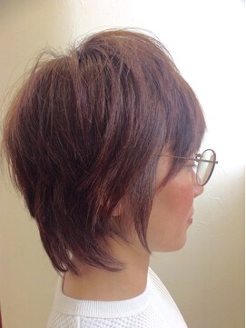 エッセンス(essence) 大人ショートウルフ