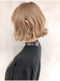 ブロンドミニボブ_スリークボブ厚めバングローライト_ba277622