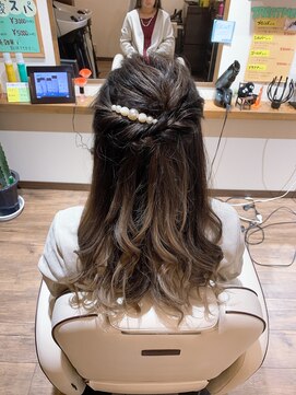 ニーズヘアー(Needs hair) ヘアアレンジ