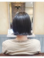 ヨハク(yohak)&nbsp;ミニボブ×ネイビー