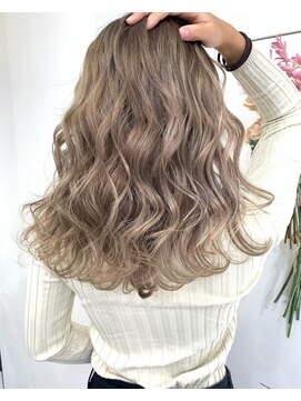 ラピス 千葉(Lapis) メルティショコラベージュ☆