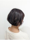 くせ毛を活かしたショートボブ