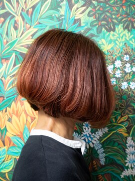 イラドットケイ(Era.K) 大人カッコいいボブ