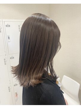 ケンジ 横須賀中央(KENJE) ラベンダーベージュ