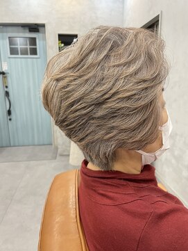 シャワー(shower.) 硬い髪質で悩まれてる方へ＊手ぐしでまとまるレイヤーカット