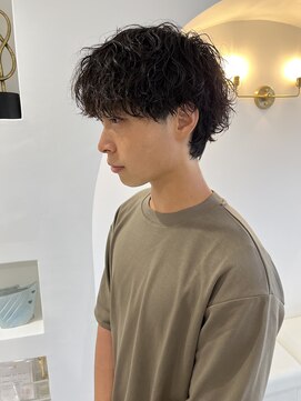 エマン(AIMANT) ウルフマッシュ×波巻きパーマ