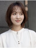 大人の柔らか外ハネくびれレイヤーボブ×シースルーバング