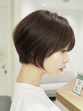 ローネス ギンザ(LONESS ginza) ショートボブ/丸みショート/暗めカラー/マロンブラウン/小顔