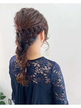 フラム(fulam) 編み下ろしヘア